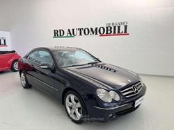 Azure blue metallic codice 366 Usata 2002 Mercedes CLK320 Avantgarde Coupé | 5800 € (Super prezzo)