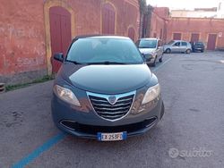 Usata 2014 Lancia Ypsilon Due volumi | 5700 € (Buon prezzo)