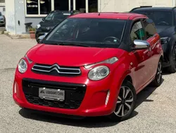 Rosso Usata 2015 Citroën C1 Shine Due volumi | 4990 € (Buon prezzo)
