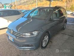 Grigio Usata 2024 VW Touran Business Monovolume | 21.600 € (Super prezzo)