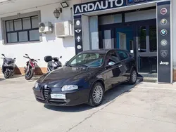 Nero Usata 2003 Alfa Romeo 147 Distinctive Due volumi | 900 € (Buon prezzo)