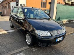 Nero Usata 2009 Fiat Punto Dynamic Tre volumi | 2900 € (Buon prezzo)
