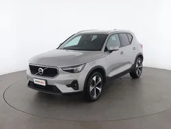 Argento Usata 2024 Volvo XC40 Core SUV | 32.599 € (Buon prezzo)