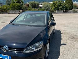 Nero Usata 2015 VW Golf VII Comfortline Tre volumi | 8900 € (Ottimo prezzo)
