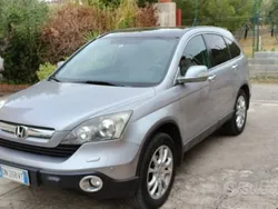 Usata 2008 Honda CR-V SUV | 5000 € (Buon prezzo)