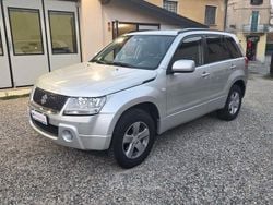 Gray Usata 2009 Suzuki Grand Vitara SUV | 9900 € (Buon prezzo)