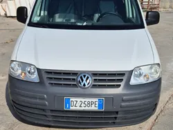 Usata 2009 VW Caddy Maxi Monovolume | 8000 €
