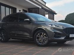 Grigio Usata 2022 Ford Kuga ST-Line X SUV | 24.500 € (Buon prezzo)