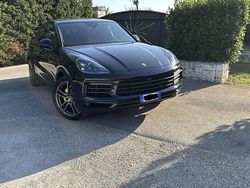 Usata 2022 Porsche Cayenne Platinum Edition SUV | 89.900 € (Molto cara)
