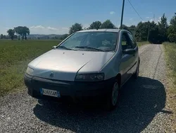 Usata 2000 Fiat Punto Due volumi | 1050 € (Buon prezzo)
