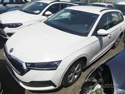 Bianco Usata 2021 Skoda Octavia Executive Station wagon | 12.990 € (Super prezzo)