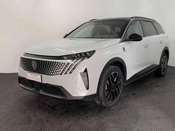 Bianco okenite Nuova 2025 Peugeot 5008 GTi Monovolume | 33.490 € (Super prezzo)