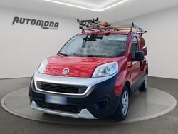 Rosso Usata 2017 Fiat Fiorino Monovolume | 6990 € (Buon prezzo)
