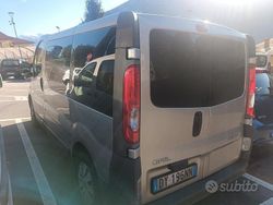 Grigio Usata 2009 Opel Vivaro Monovolume | 7500 €