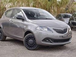 Gray Usata 2023 Lancia Ypsilon Silver Due volumi | 9450 € (Super prezzo)