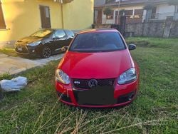 Rosso Usata 2004 VW Golf V Tre volumi | 6500 €