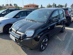 Nero Usata 2023 Fiat Panda Cross Cross Due volumi | 13.490 € (Buon prezzo)