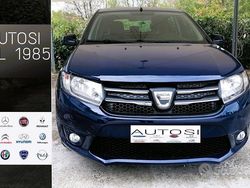 Blu Usata 2015 Dacia Sandero Due volumi | 5499 € (Buon prezzo)
