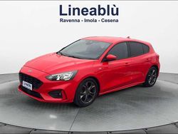Rosso Usata 2018 Ford Focus ST-Line Tre volumi | 13.200 € (Cara)
