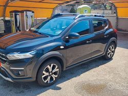 Nero Usata 2022 Dacia Sandero Comfort Tre volumi | 11.700 €