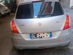 Argento Usata 2013 Suzuki Swift GL Due volumi | 4700 € (Ottimo prezzo)