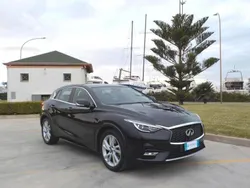 Nero Usata 2016 Infiniti Q30 Premium Due volumi | 11.550 € (Ottimo prezzo)