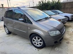 Marrone Usata 2007 Fiat Idea Emotion Monovolume | 3500 € (Buon prezzo)
