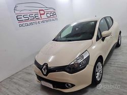 Bianco Usata 2015 Renault Clio IV Tre volumi | 7900 € (Buon prezzo)