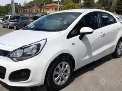 Usata 2013 Kia Rio 2 Tre volumi | 5700 € (Buon prezzo)