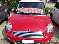Rosso(met.) Usata 2010 Mini Cooper D Due volumi | 7200 € (Molto cara)