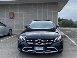 Nero Usata 2018 Mercedes E220 All-Terrain Station wagon | 17.800 €