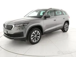 Grigio graphite Usata 2024 Skoda Kodiaq Style SUV | 29.900 € (Ottimo prezzo)