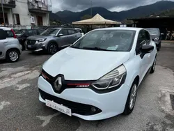 Bianco Usata 2013 Renault Clio IV Tre volumi | 5499 € (Ottimo prezzo)