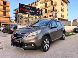 Oro Usata 2015 Peugeot 2008 Allure SUV | 8900 € (Cara)
