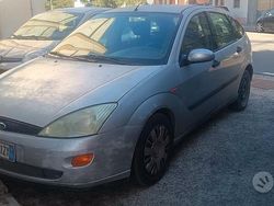 Usata 1999 Ford Focus | 900 €