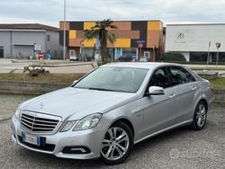 Grigio Usata 2010 Mercedes E220 Avantgarde Tre volumi | 7490 € (Buon prezzo)