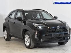 Nero Nuova 2025 Toyota Yaris Hybrid Active Station wagon | 23.600 € (Buon prezzo)