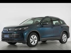 Nightside blu Usata 2024 VW Tiguan Life SUV | 35.800 € (Buon prezzo)