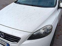 Bianco Usata 2015 Volvo V40 R-Design Momentum Tre volumi | 6000 € (Buon prezzo)