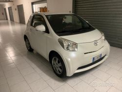 Bianco Usata 2012 Toyota iQ Due volumi | 5700 €
