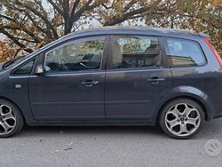 Usata 2007 Ford C-MAX Monovolume | 1000 € (Super prezzo)