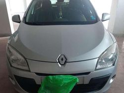Argento Usata 2010 Renault Mégane GrandTour Station wagon | 4300 € (Buon prezzo)