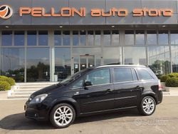 Nero Usata 2008 Opel Zafira Monovolume | 4950 € (Molto cara)