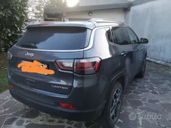 Usata 2022 Jeep Compass SUV | 27.000 € (Cara)