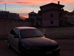 Grigio Usata 2003 BMW 320 Tre volumi | 6000 €