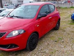 Rosso Usata 2022 Lancia Ypsilon Silver Due volumi | 11.900 € (Buon prezzo)