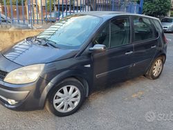 Nero Usata 2007 Renault Scénic II Monovolume | 2000 € (Buon prezzo)