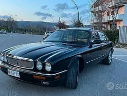 Jaguar XJR