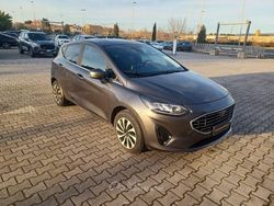 Grigio Usata 2023 Ford Fiesta Titanium Due volumi | 15.800 € (Buon prezzo)