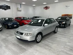 Argento Usata 2001 Audi A3 Ambiente Tre volumi | 2900 € (Buon prezzo)